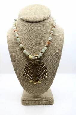 NEW MARE SOLE AMORE women's barbados necklace in beige